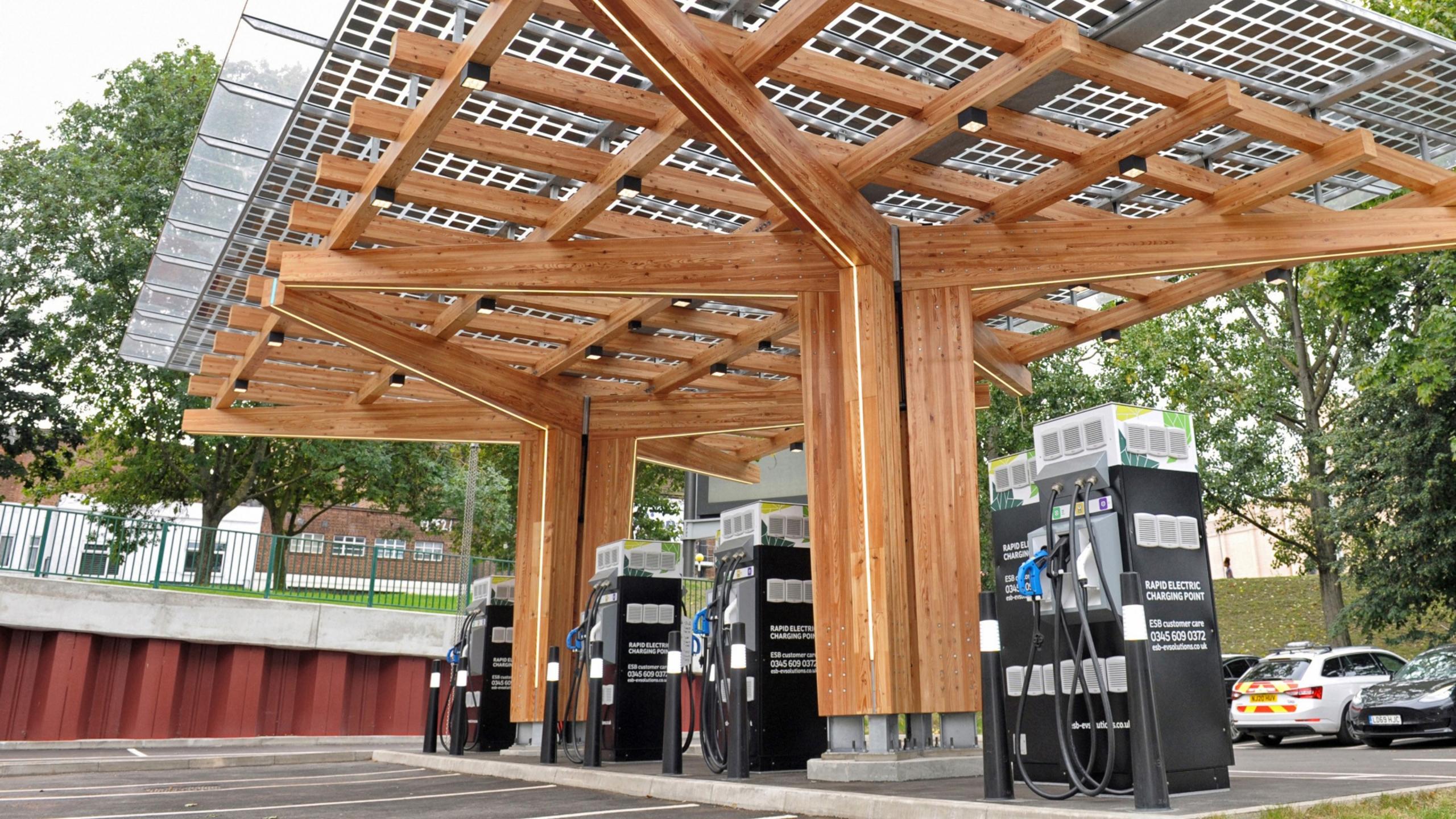 E-Tankstelle-London-1 E-Tankstelle-London-1